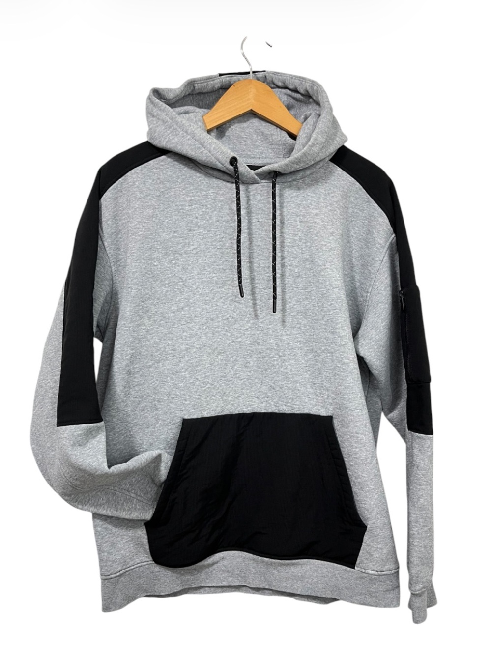 CSG Champs Sports Gear Men's Grey and Black Pullover Hooded Sweatshirt